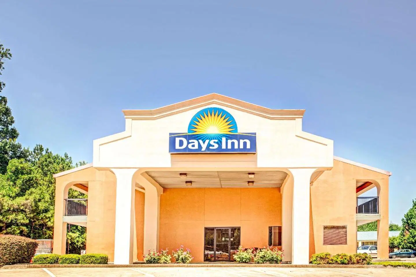 Days Inn by Wyndham Kennesaw EXTERIOR