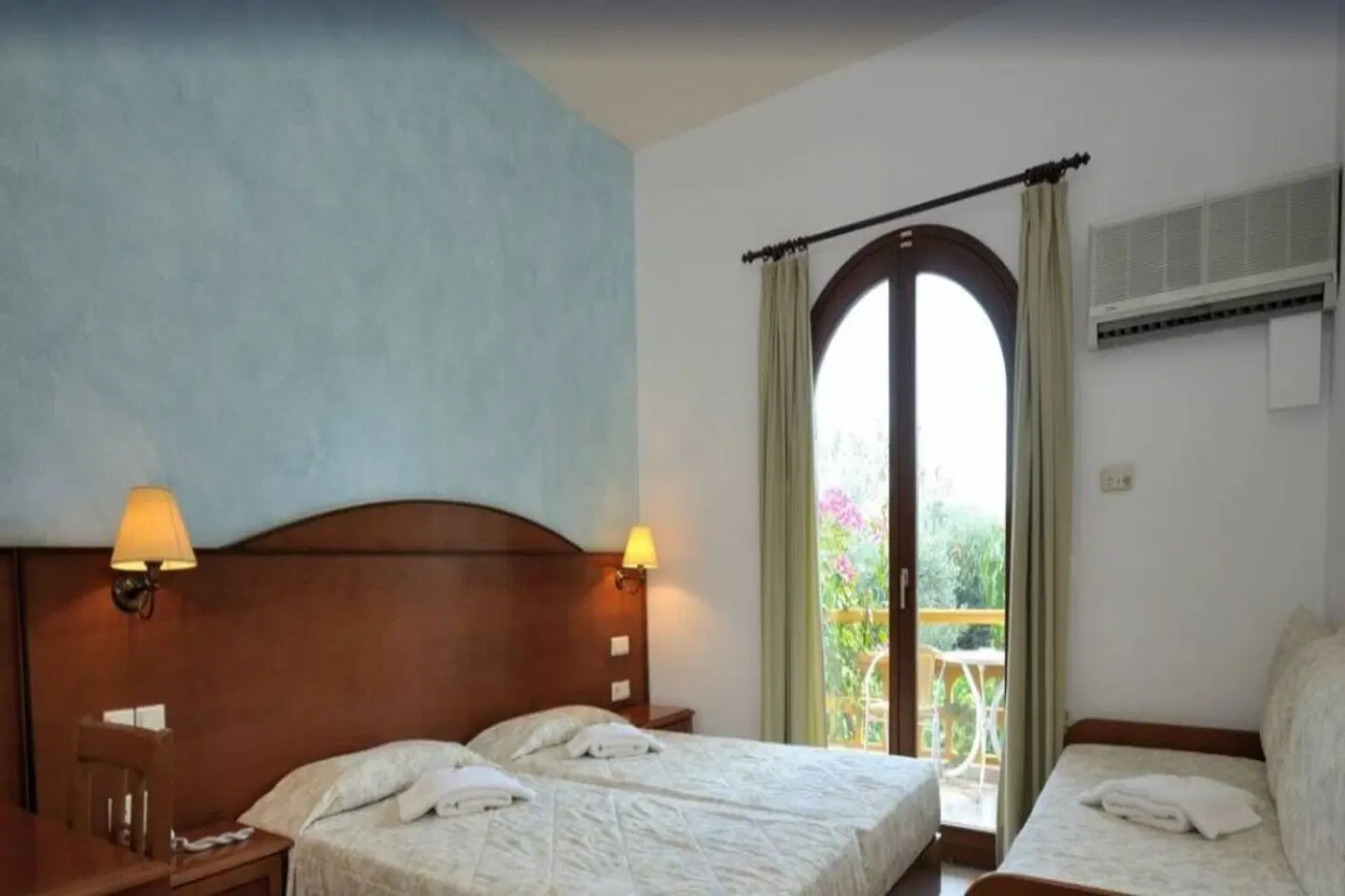 Marina Village ROOM_EXAMPLE