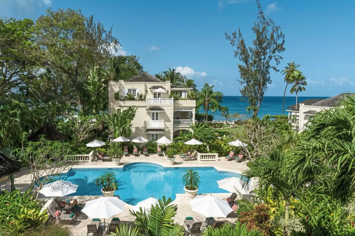 Coral Reef Club OUTDOOR_POOL