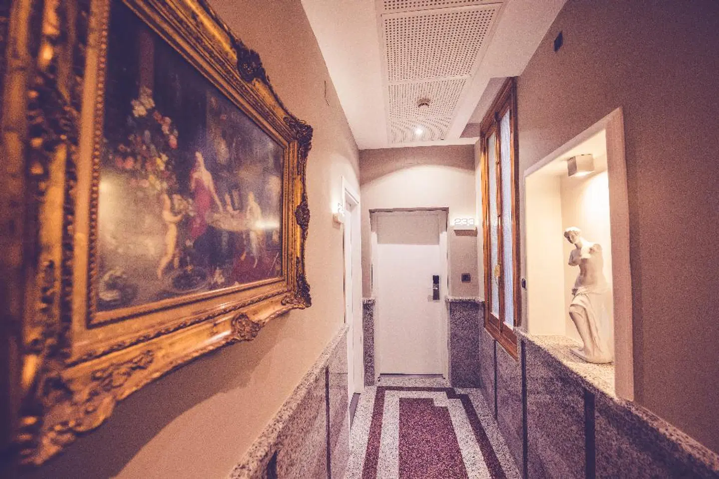 Marlasca LOUNGE_LOBBY