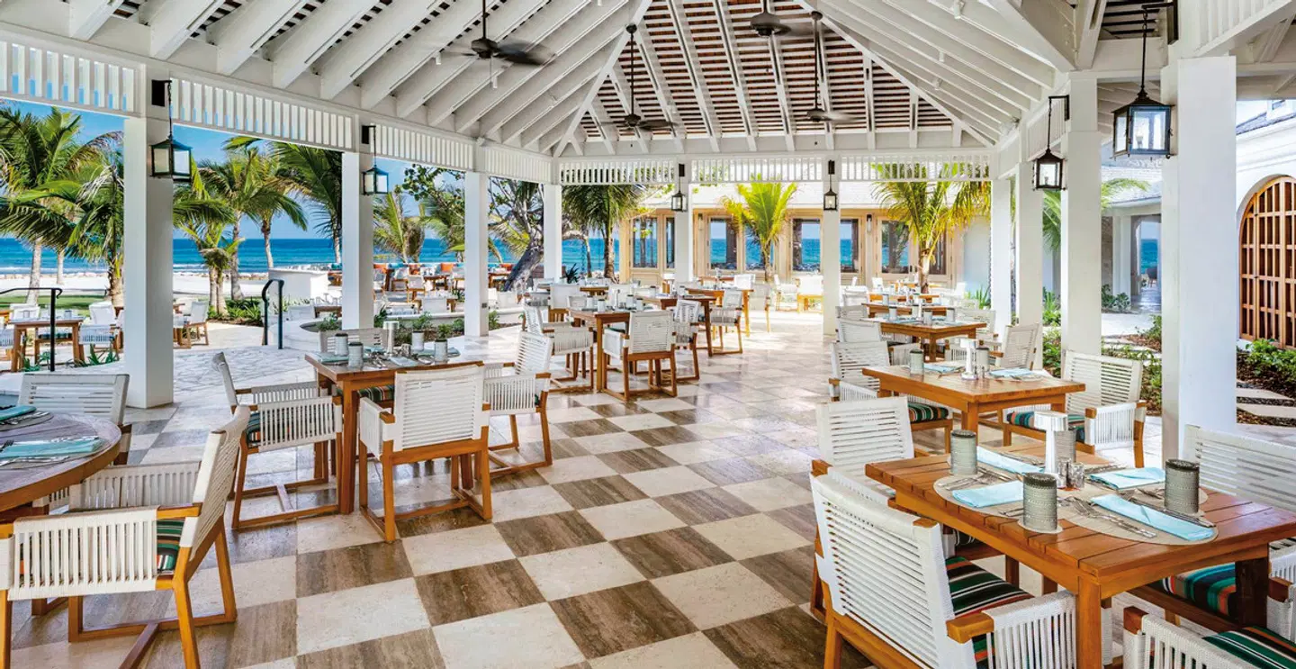 Half Moon RESTAURANT