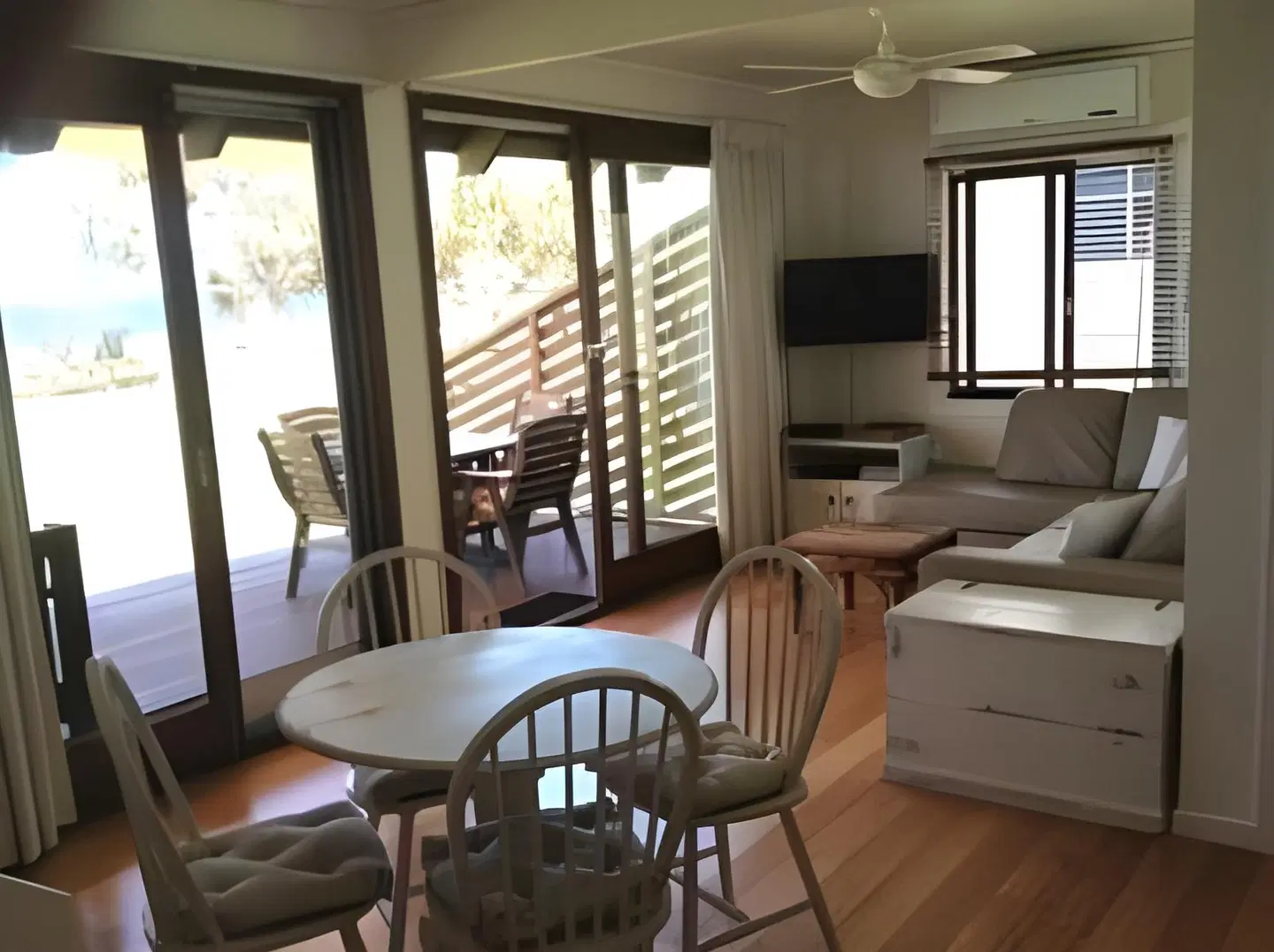 Bluewater on the Beach Bar