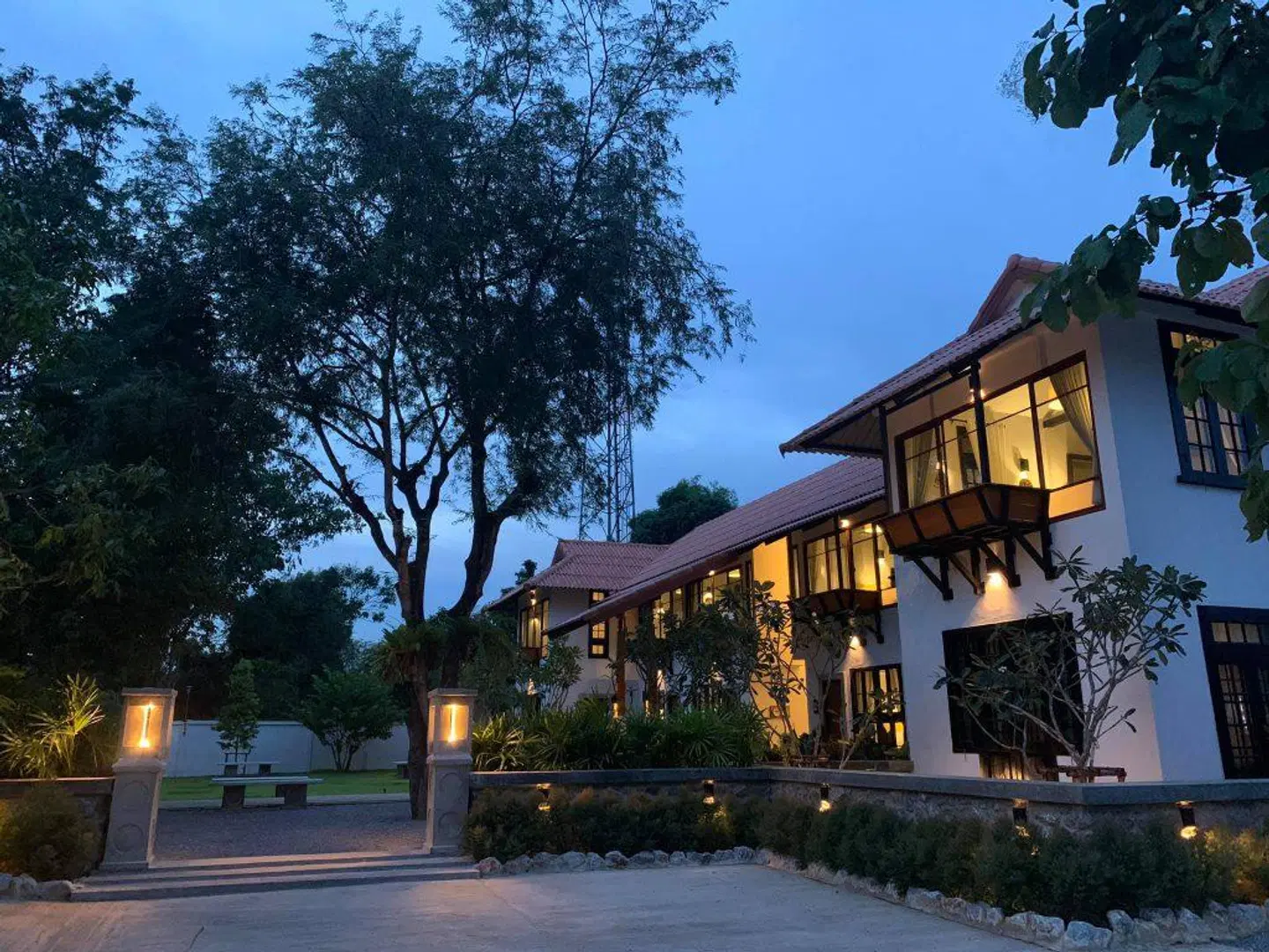 Palin Family Cottage EXTERIOR