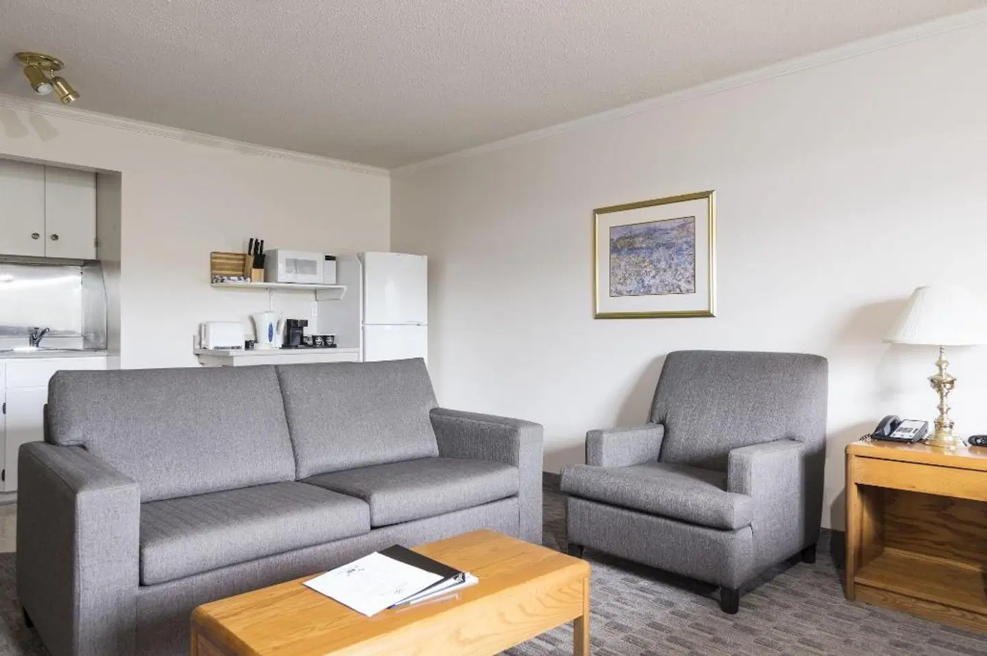 Mount Peyton Hotel ROOM_EXAMPLE