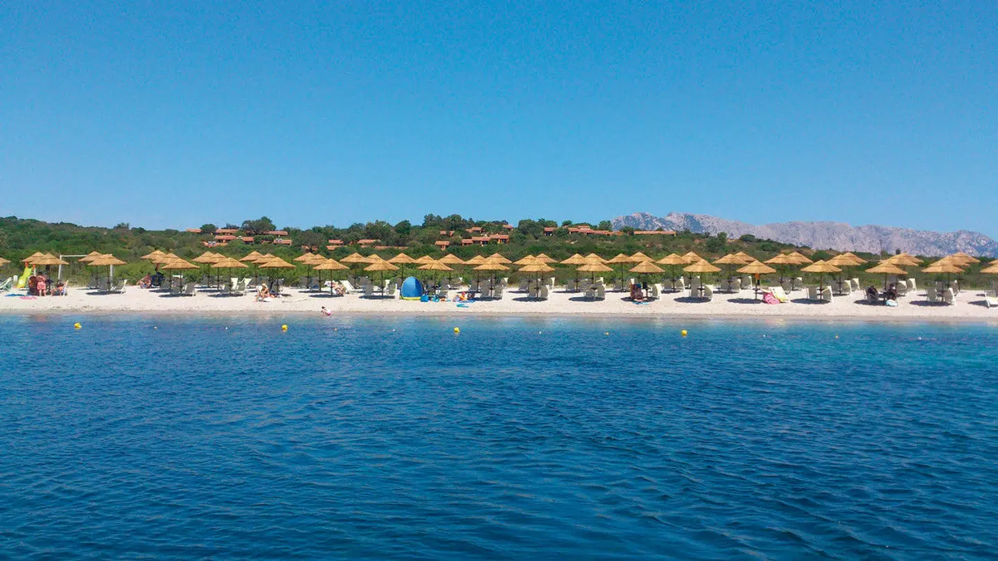 Residence Baia Salinedda Strand