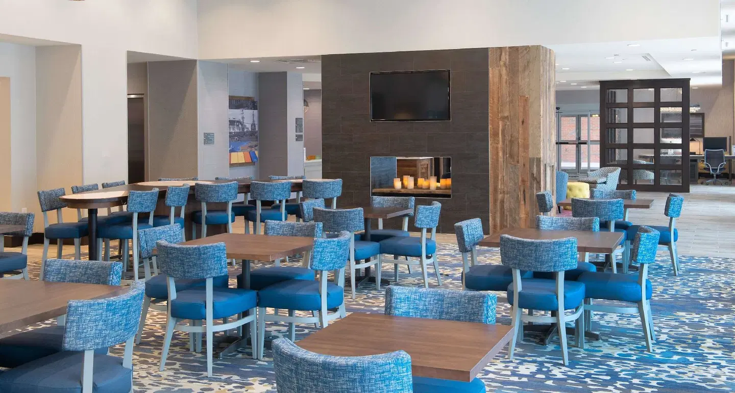 Homewood Suites By Hilton North Charleston Bar