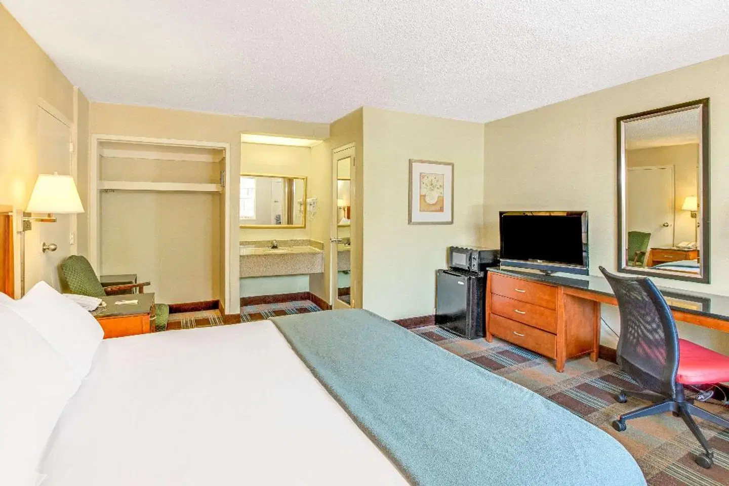 Travelodge by Wyndham Silver Spring ROOM_EXAMPLE