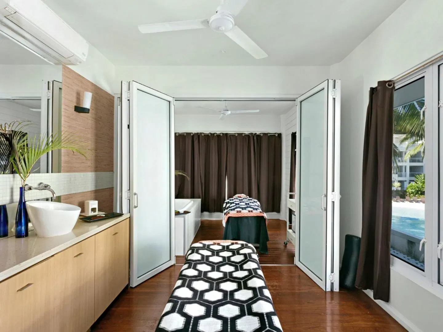 Peppers Beach Club & Spa ROOM_EXAMPLE