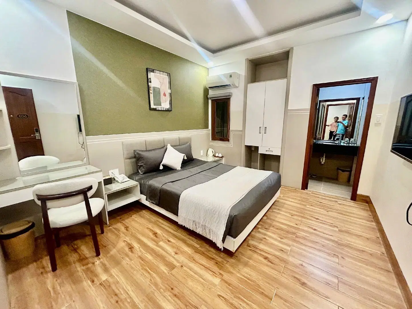 Love Hotel Airport ROOM_EXAMPLE