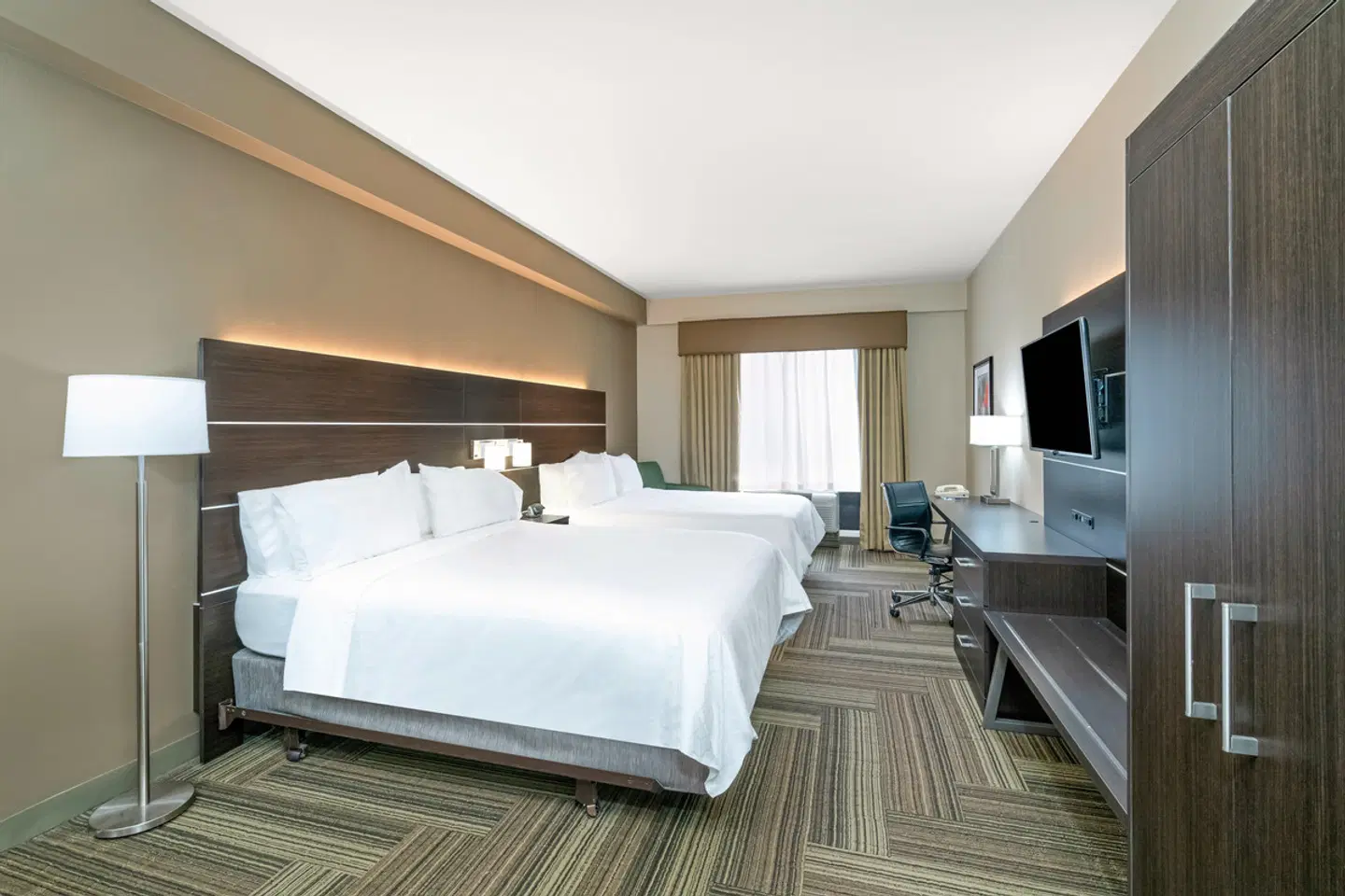 Holiday Inn Express Hotel & Suites Ashland ROOM_EXAMPLE