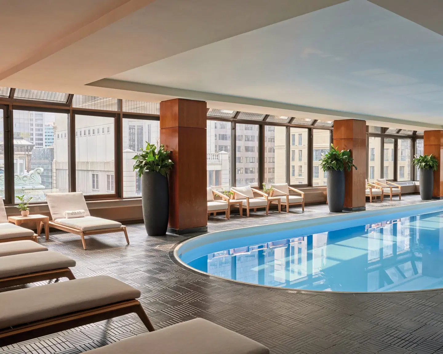 The Peninsula New York Hallenbad