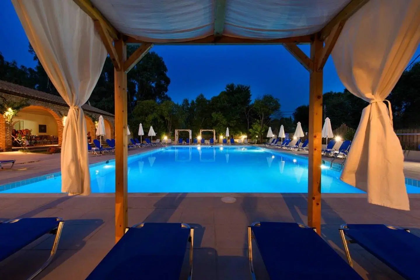 Amalia Hotel OUTDOOR_POOL