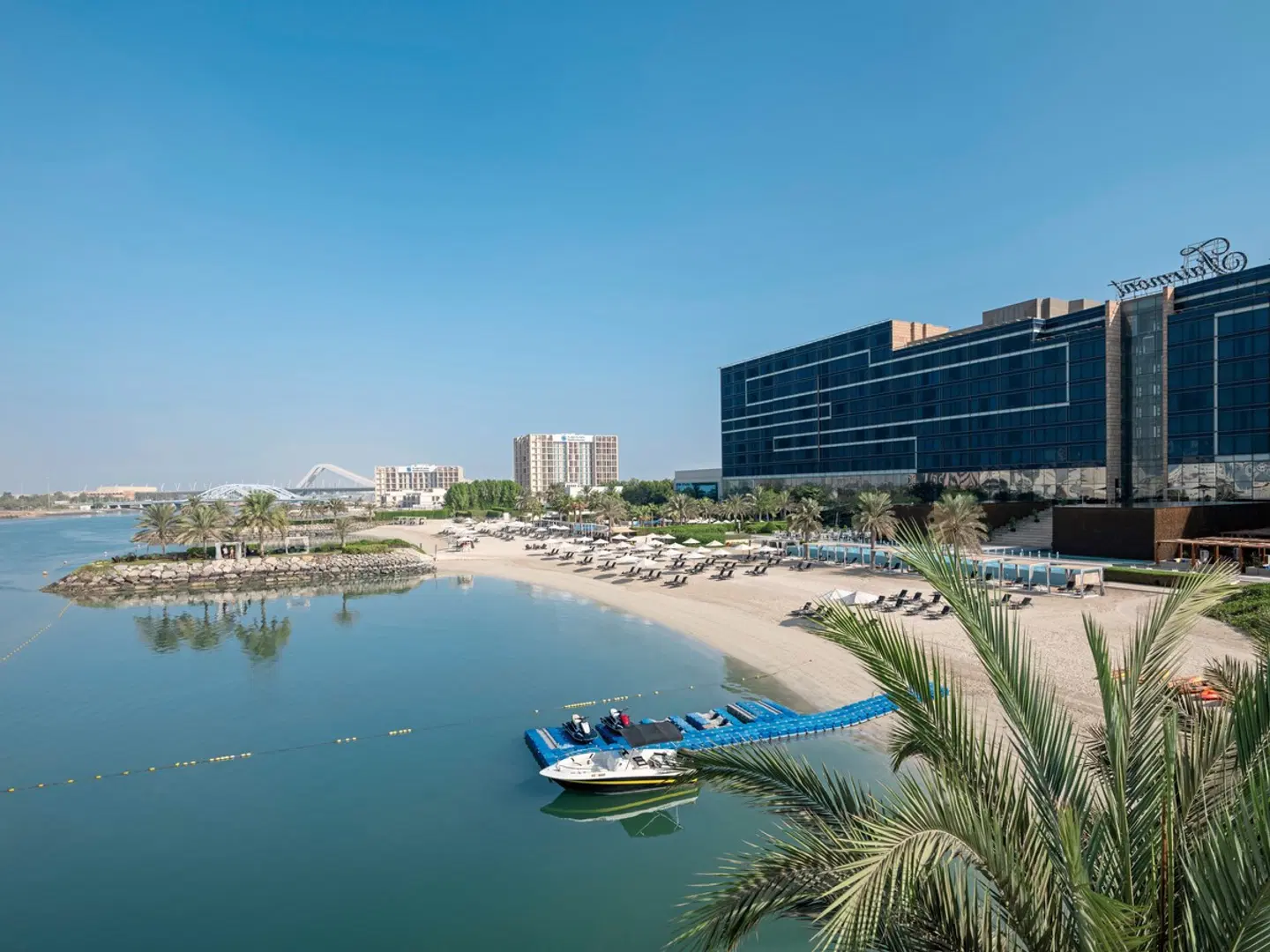 Fairmont Bab Al Bahr BEACH