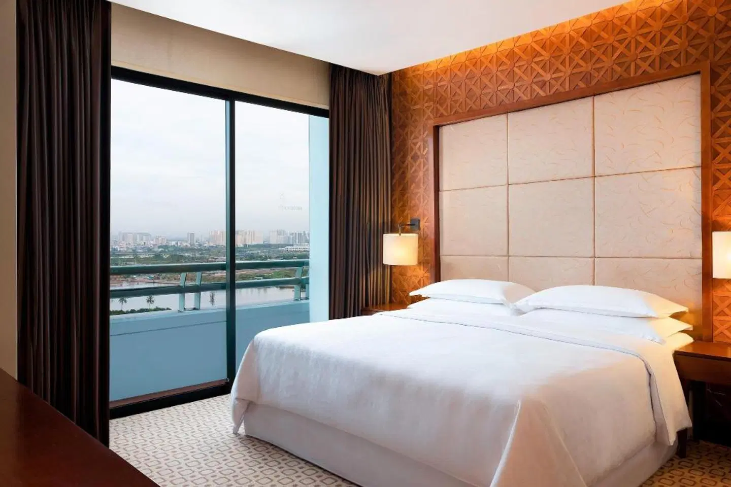 Sheraton Saigon Hotel & Towers ROOM_EXAMPLE
