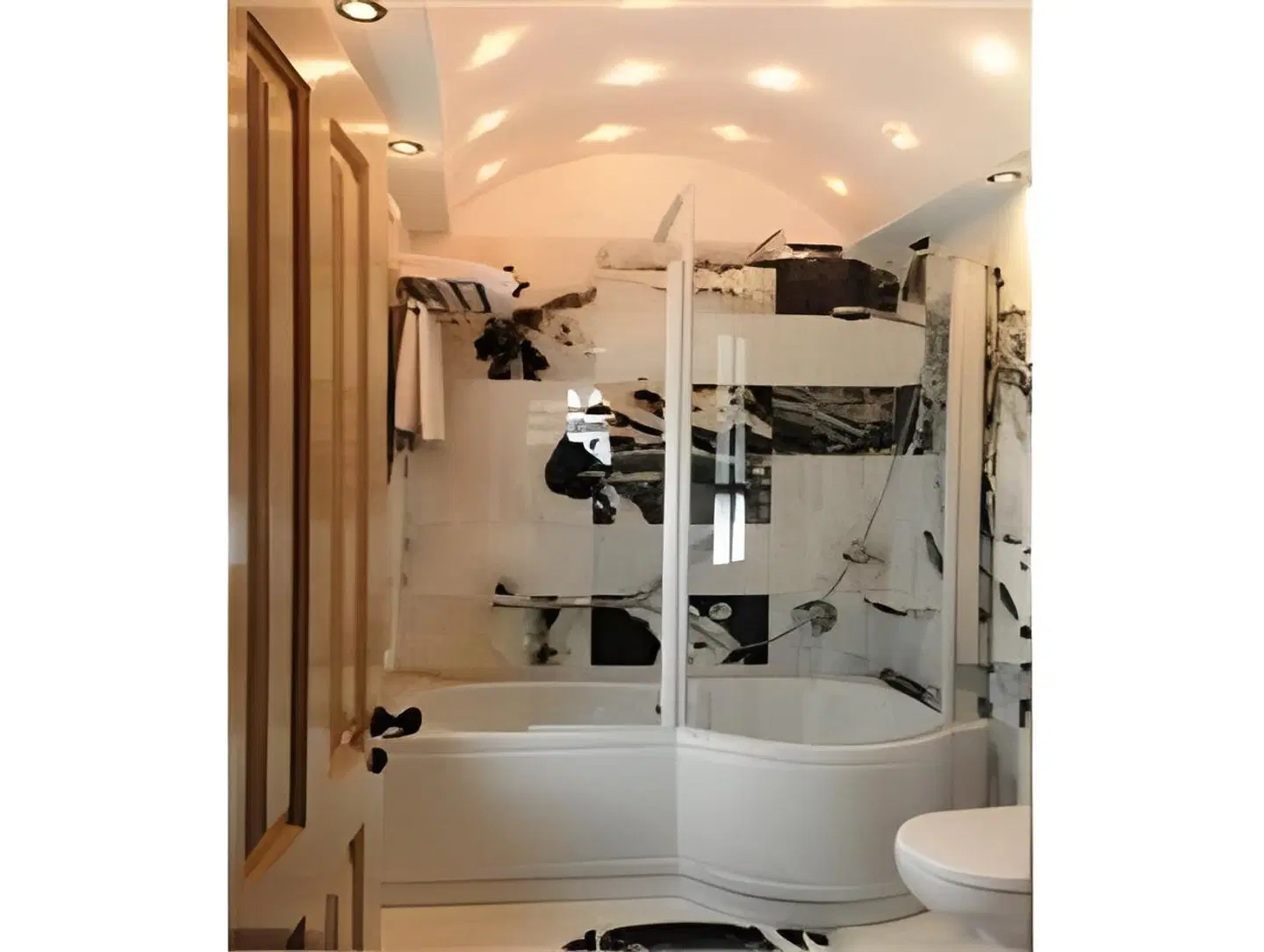 The Library Hotel Wellness Retreat BATHROOM