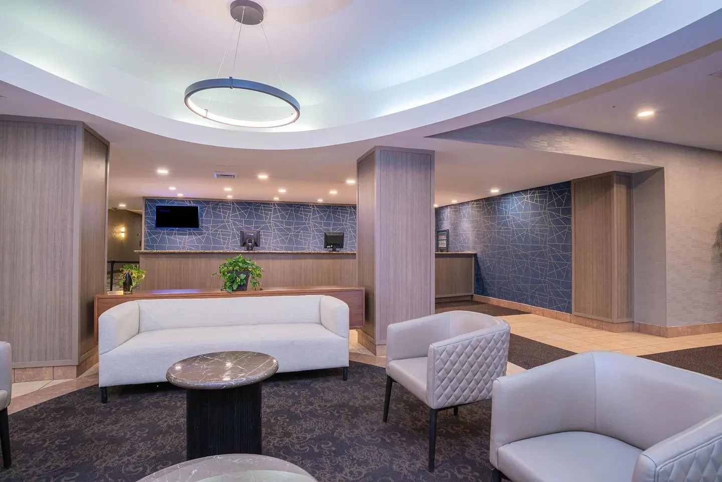 Sandman Hotel Montréal - Longueuil LOUNGE_LOBBY