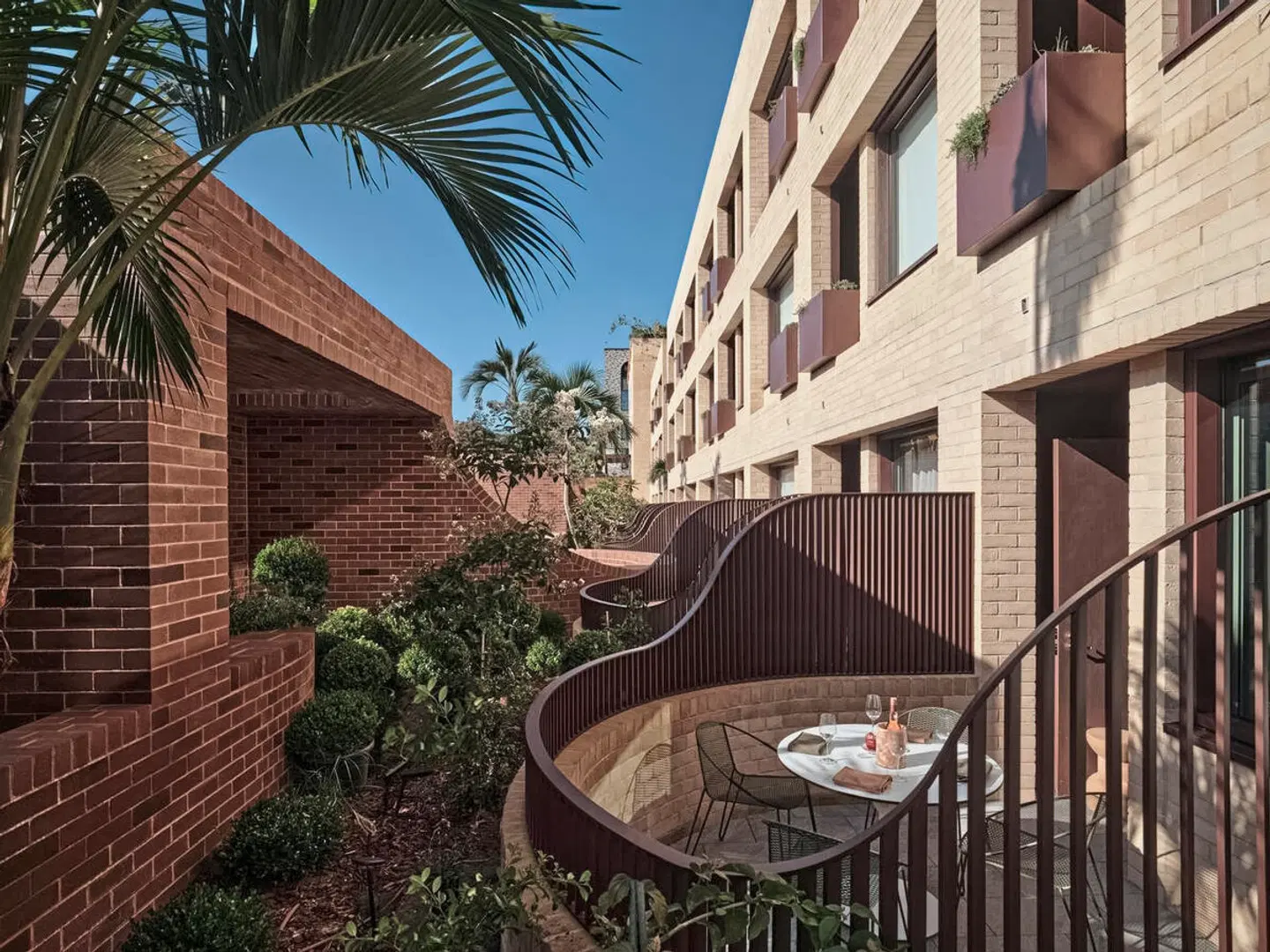 The EVE Hotel Sydney Terrasse