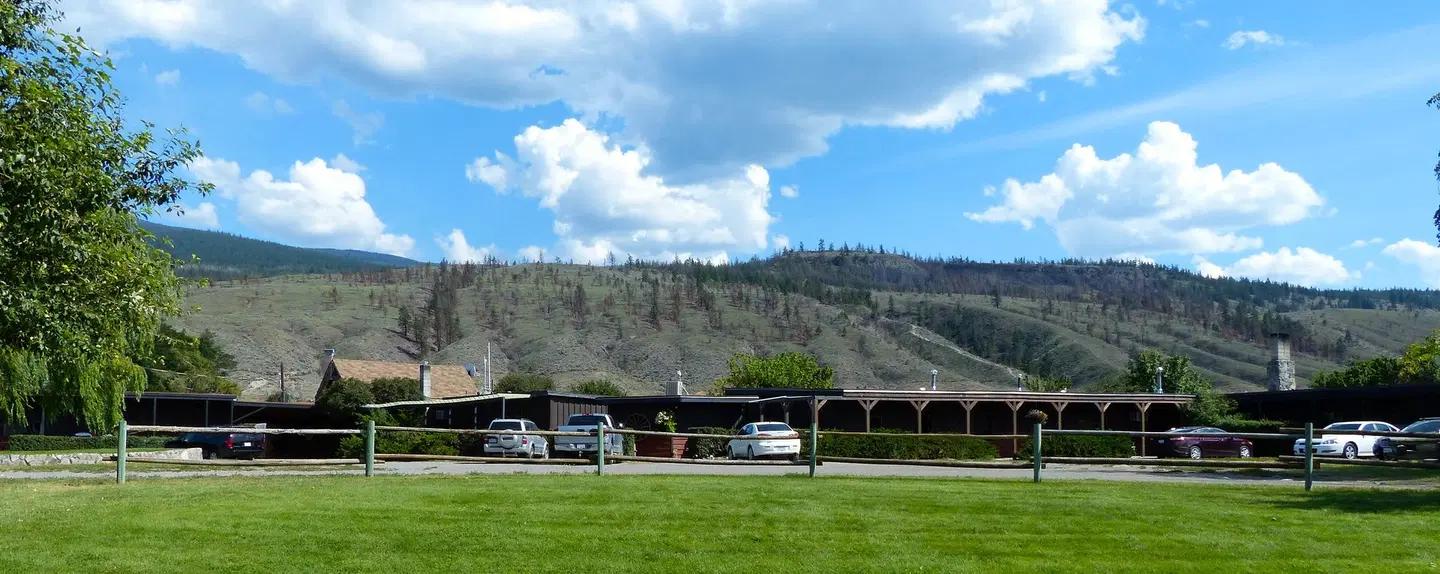 Sundance Guest Ranch EXTERIOR