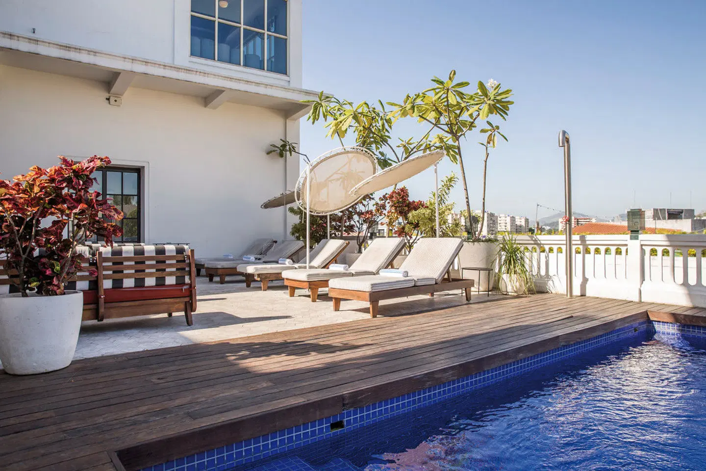 American Trade OUTDOOR_POOL