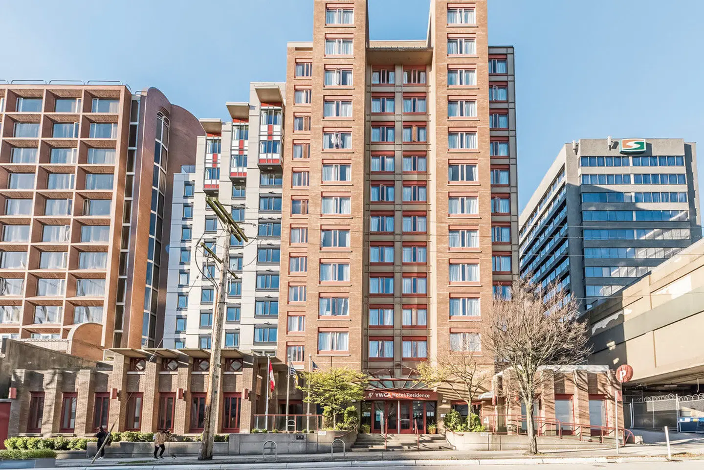 YWCA Hotel Vancouver EXTERIOR