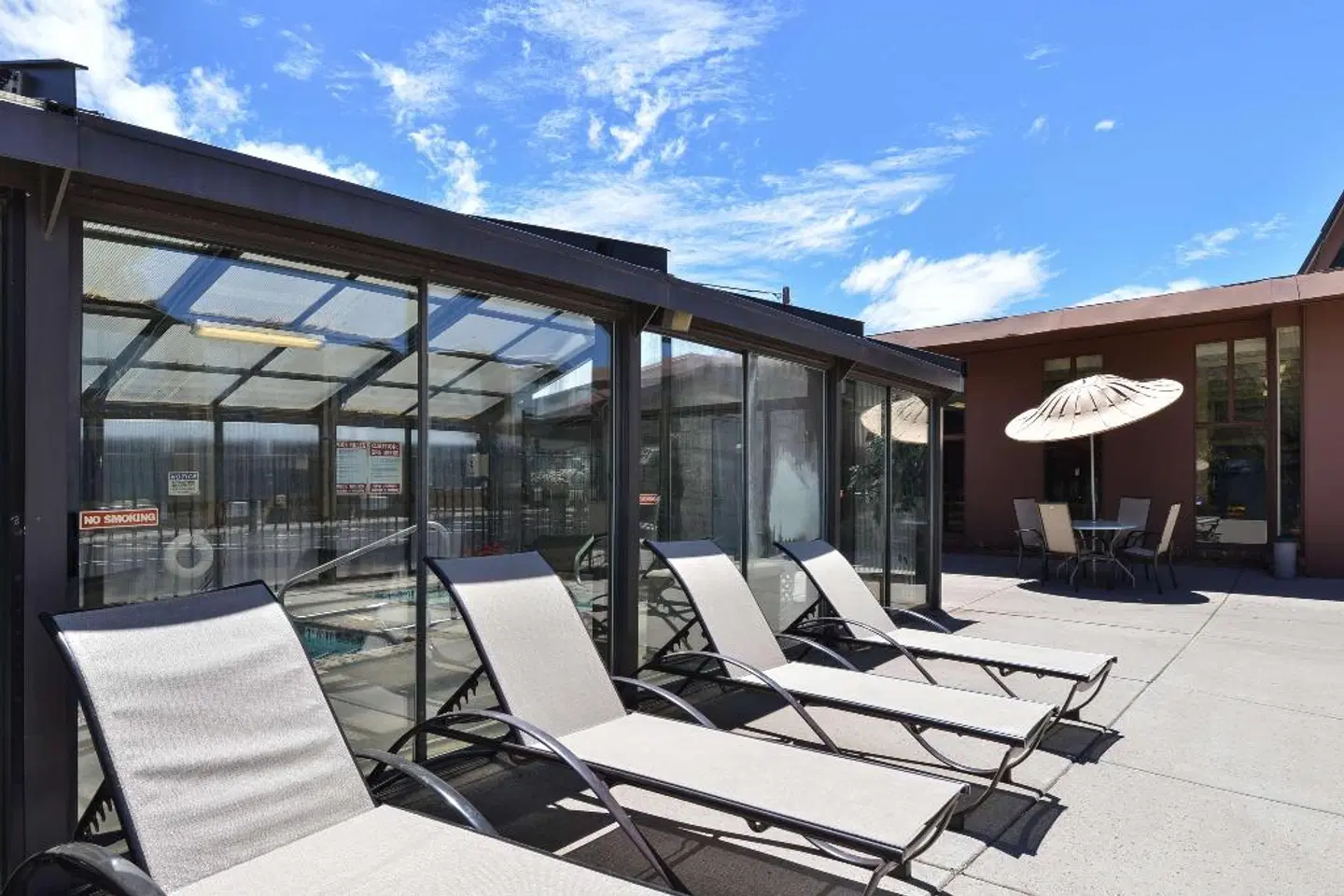 Best Western Pony Soldier Terrasse