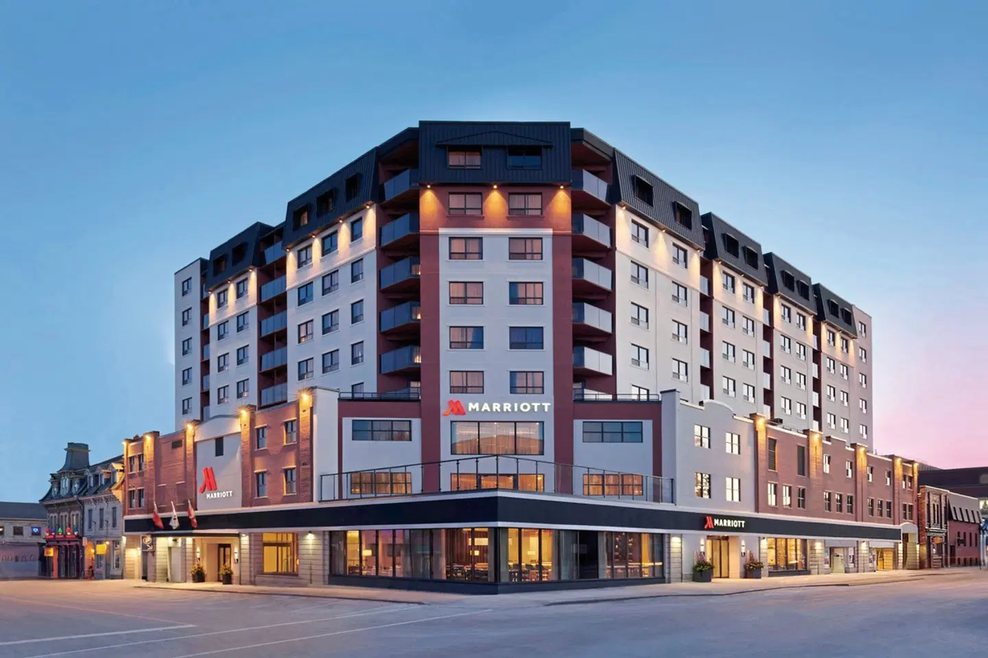 Kingston Market Square Hotel EXTERIOR