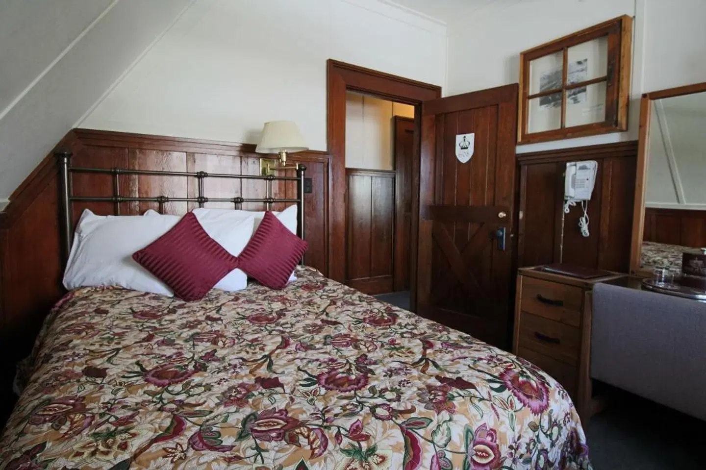 Prince of Wales Hotel ROOM_EXAMPLE