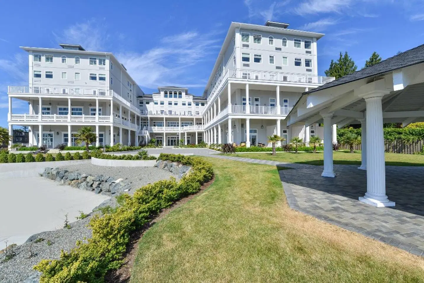 Prestige Oceanfront Resort Sooke EXTERIOR