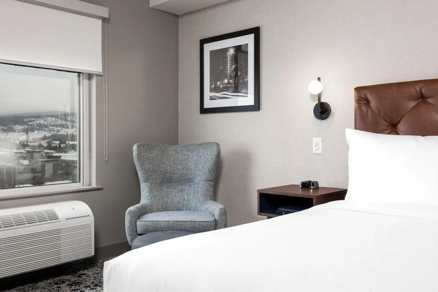 Four Points by Sheraton Kelowna Airport ROOM_EXAMPLE