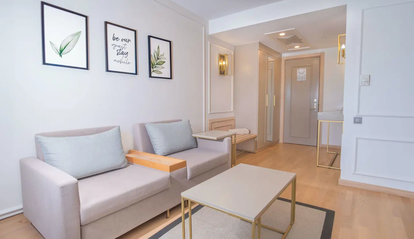 Miramare Queen ROOM_EXAMPLE