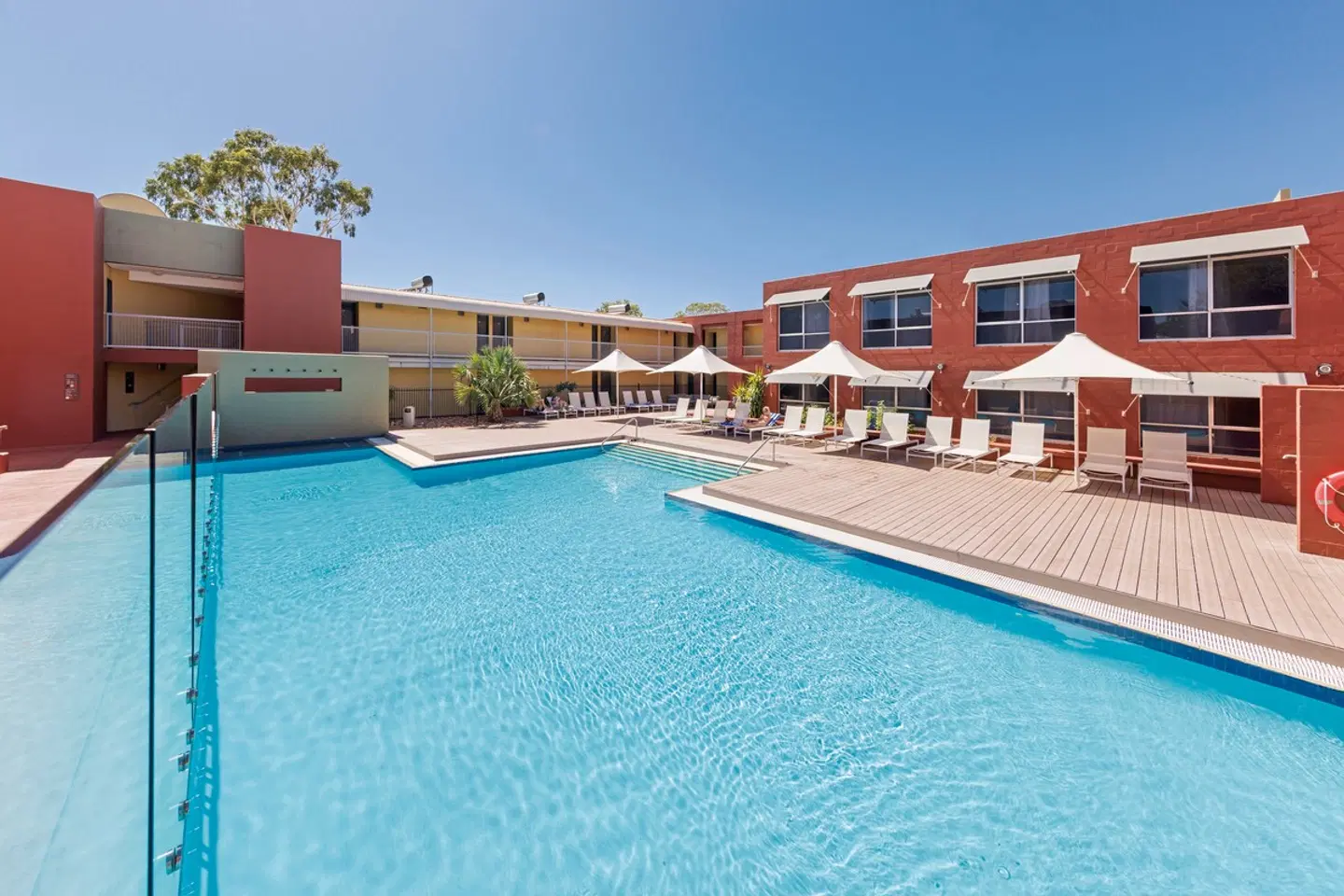 The Lost Camel OUTDOOR_POOL