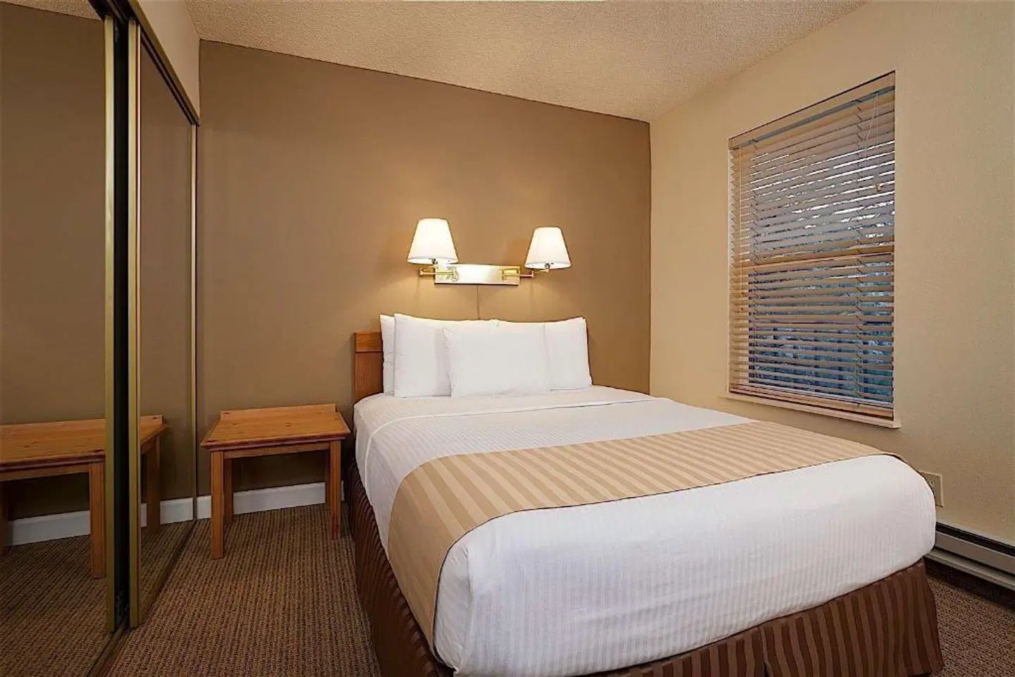 The Fold Hotel Steamboat Springs ROOM_EXAMPLE