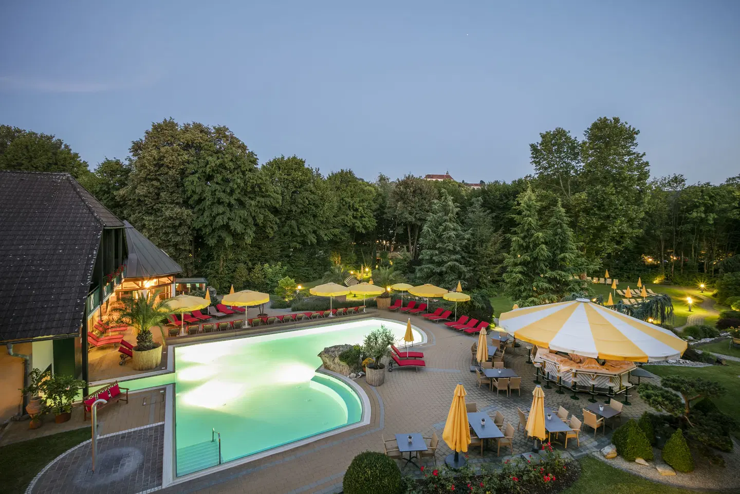 Hotel im Park OUTDOOR_POOL