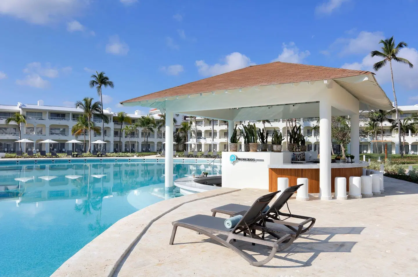 Paradisus Palma Real Golf & Spa Resort OUTDOOR_POOL