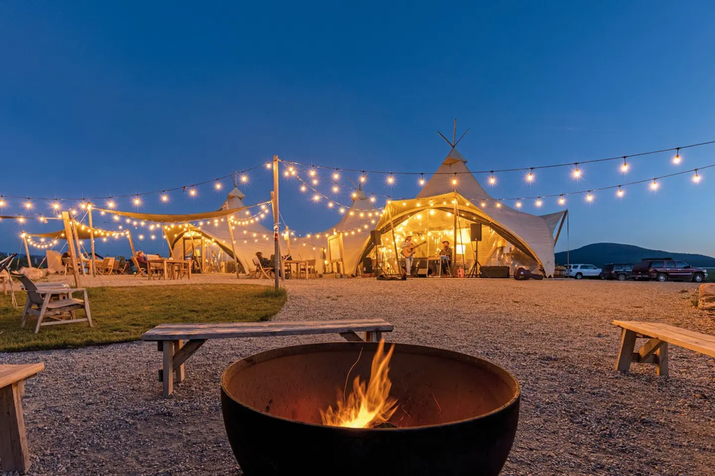 Under Canvas Yellowstone Terrasse