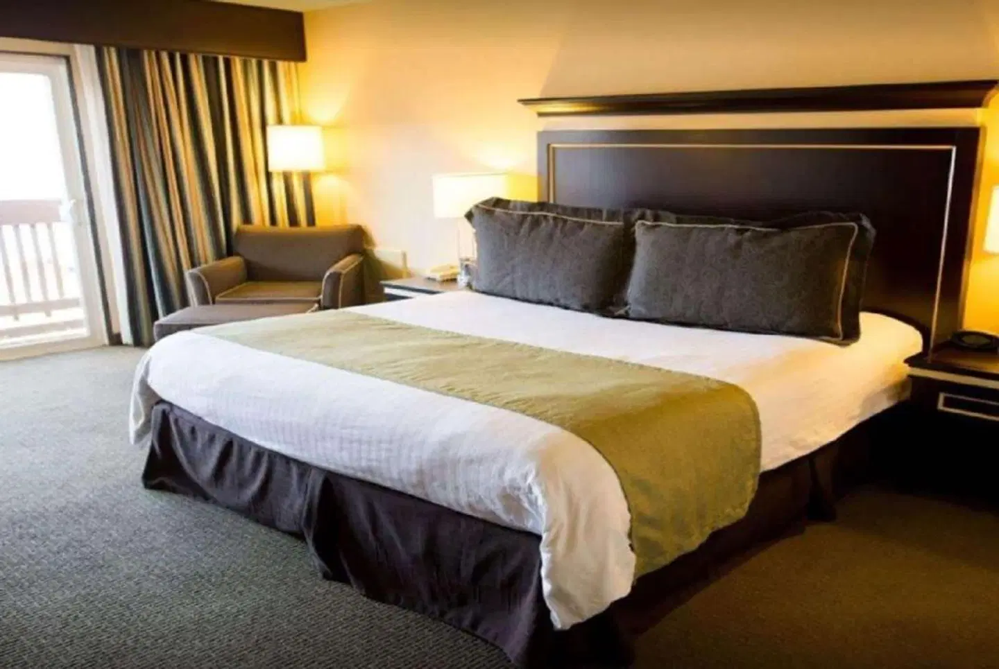 Best Western PLUS Lighthouse Hotel ROOM_EXAMPLE