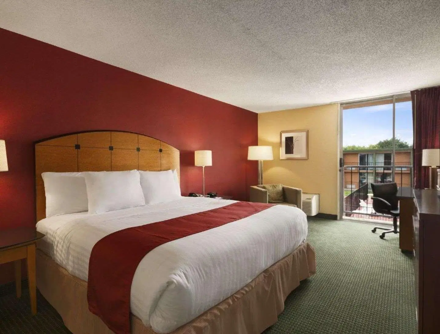 Baymont by Wyndham Salem Roanoke Area ROOM_EXAMPLE