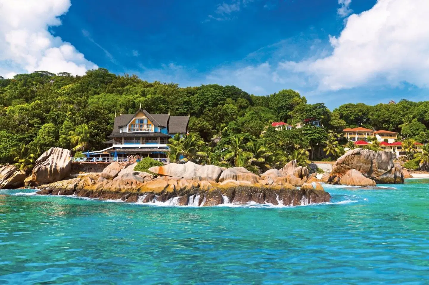 Patatran Village BEACH