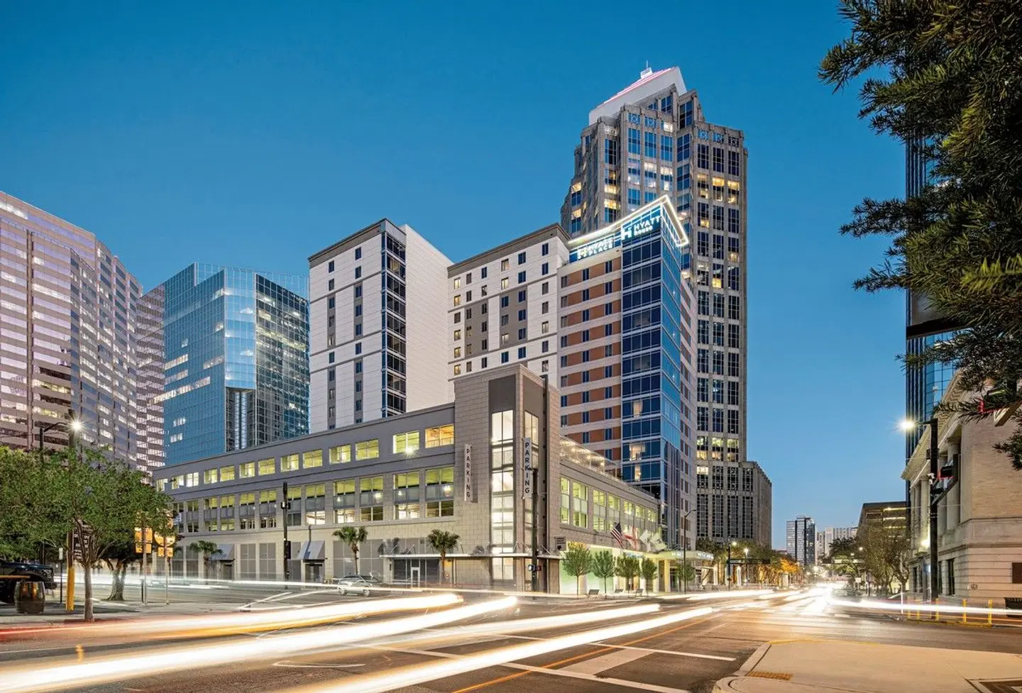 Hyatt Place Tampa Downtown EXTERIOR