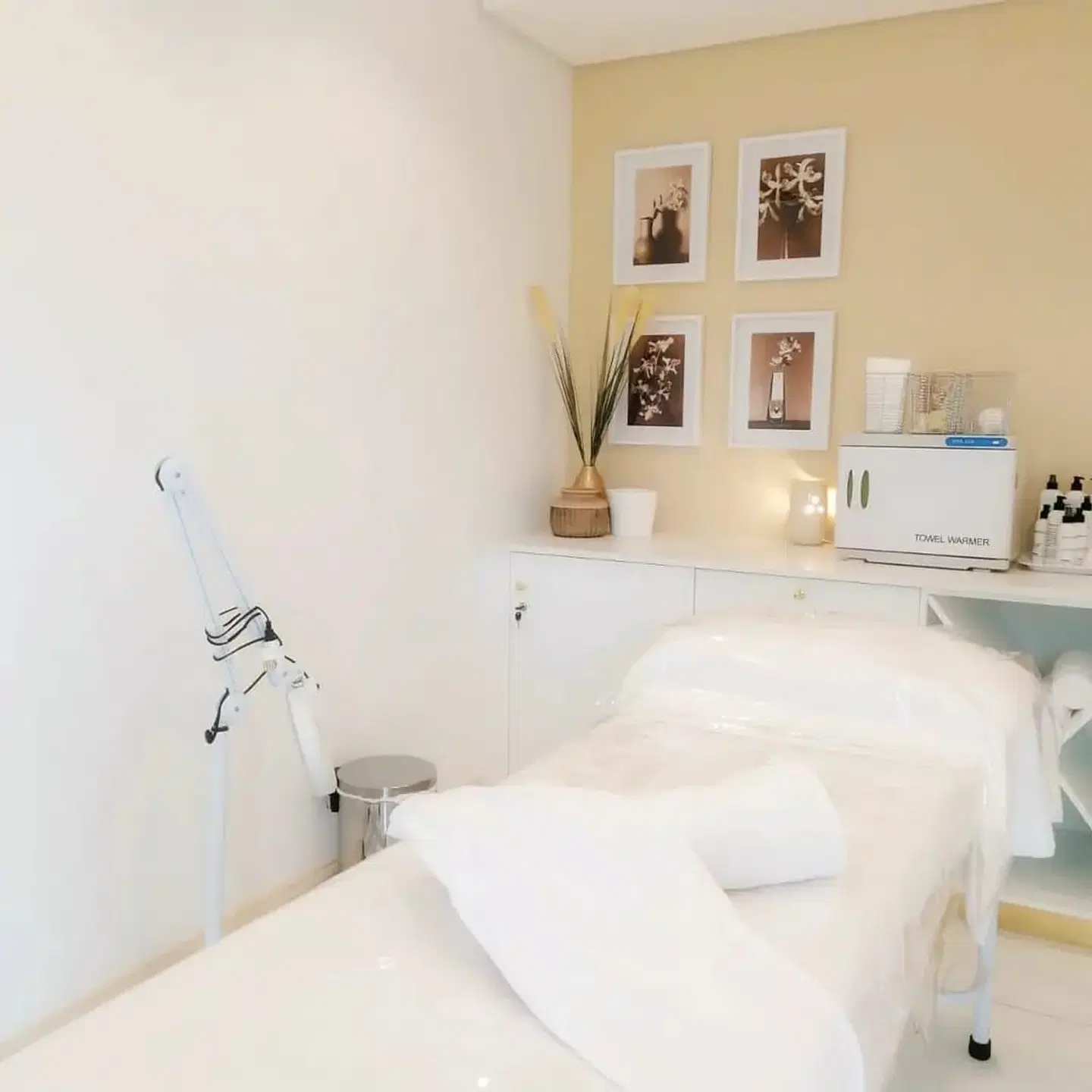 Courtyard Hotel Waterfall City ROOM_EXAMPLE