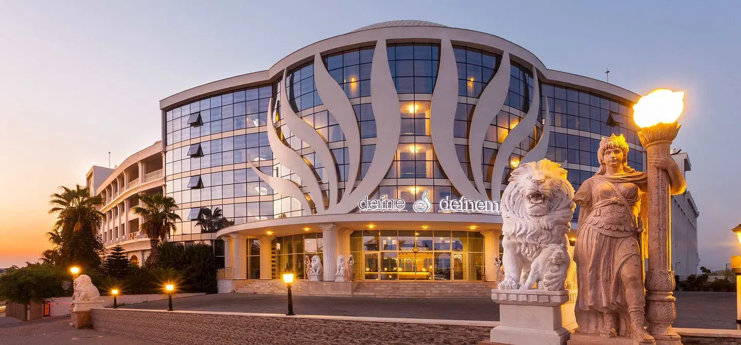 Defne Defnem EXTERIOR