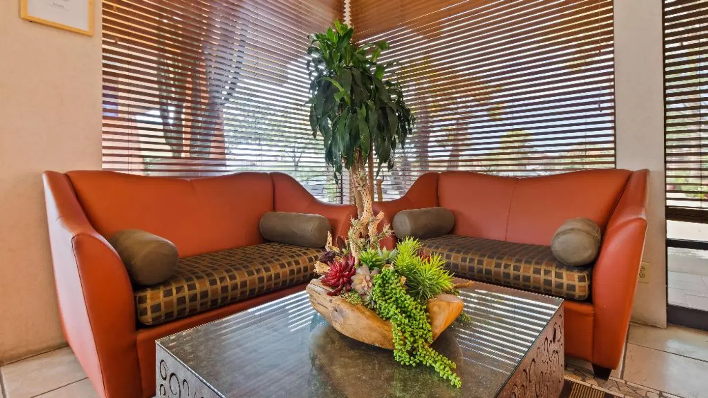 Best Western Plus Royal Sun LOUNGE_LOBBY