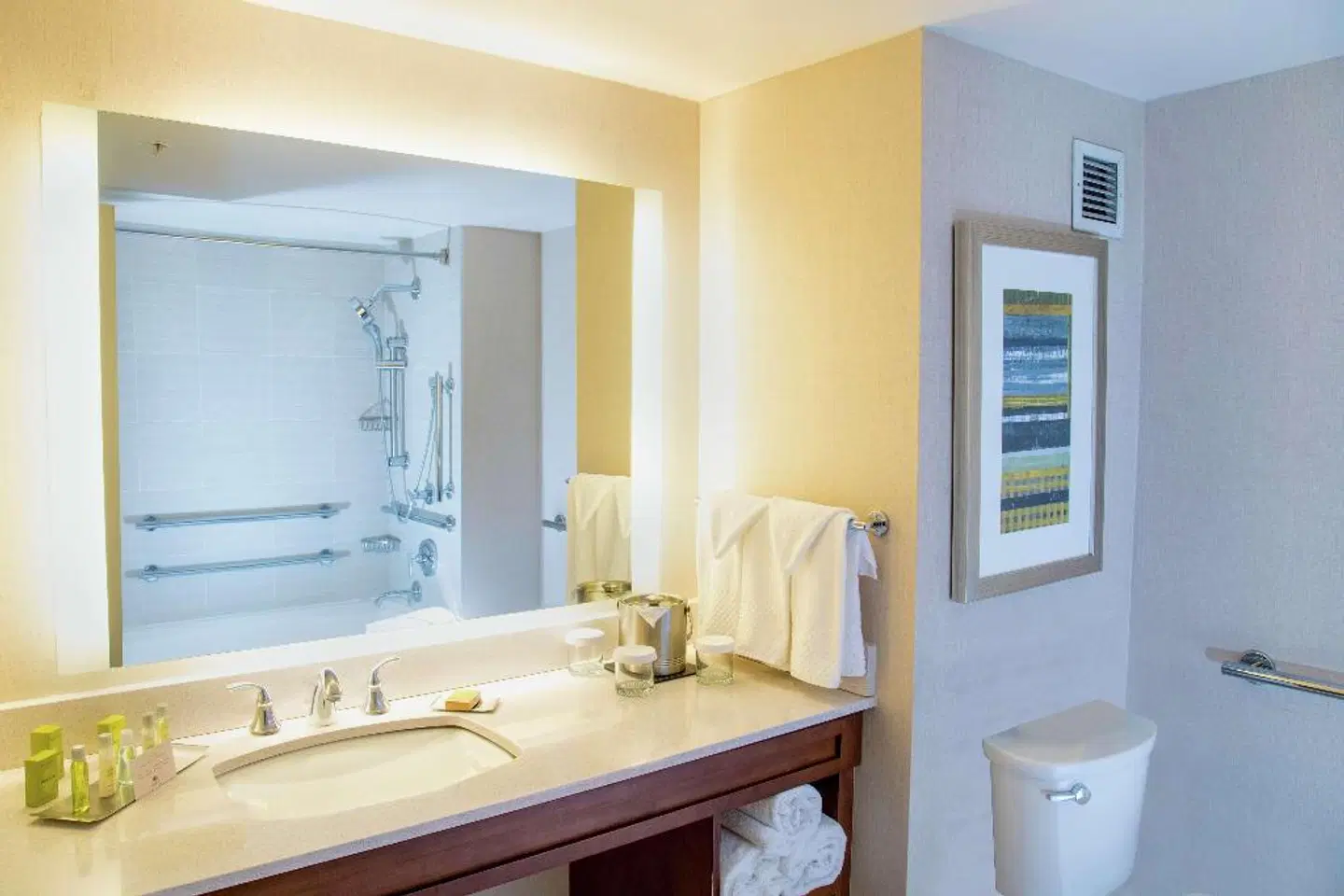 DoubleTree by Hilton Las Vegas Airport Badezimmer