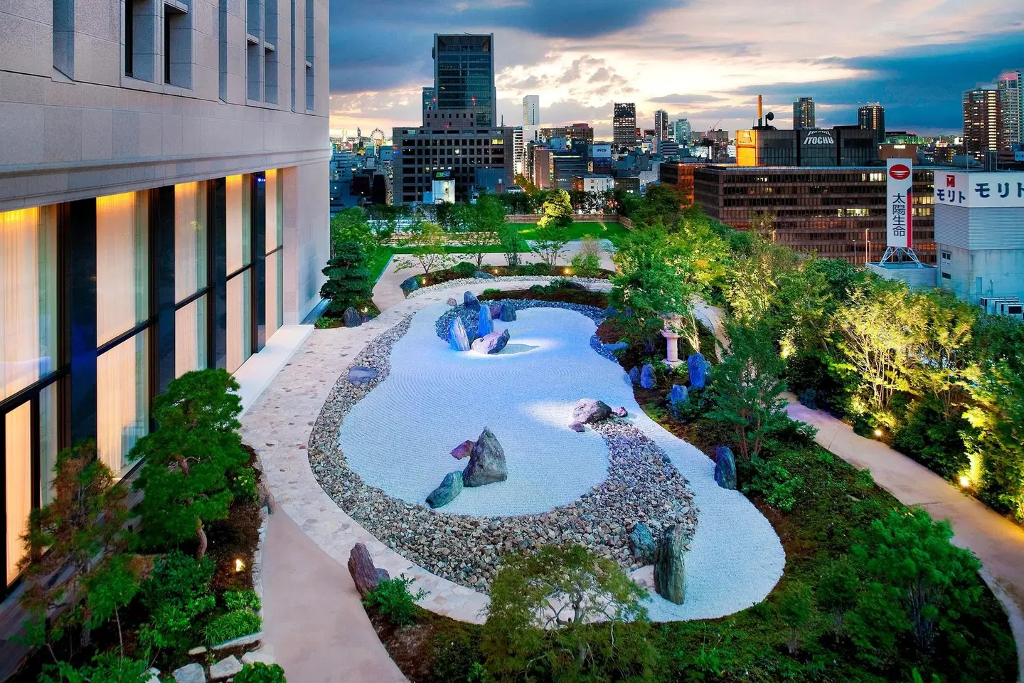 The St. Regis Osaka EXTERIOR