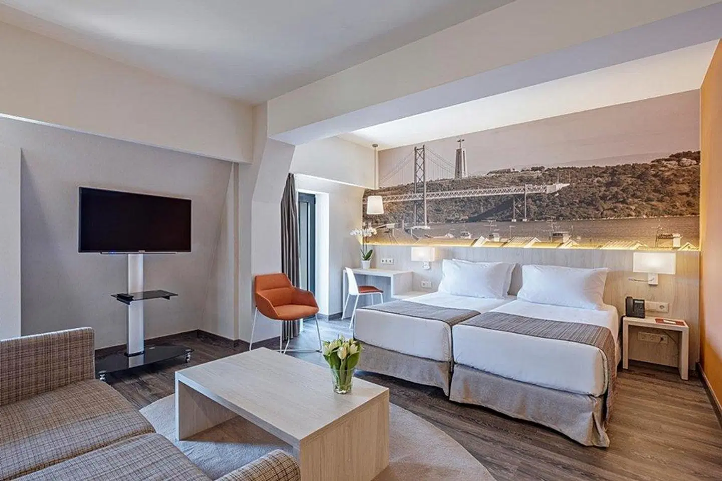 Exe Liberdade ROOM_EXAMPLE