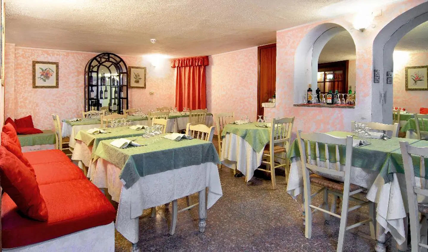 Colonna Palace Hotel Mediterraneo Restaurant