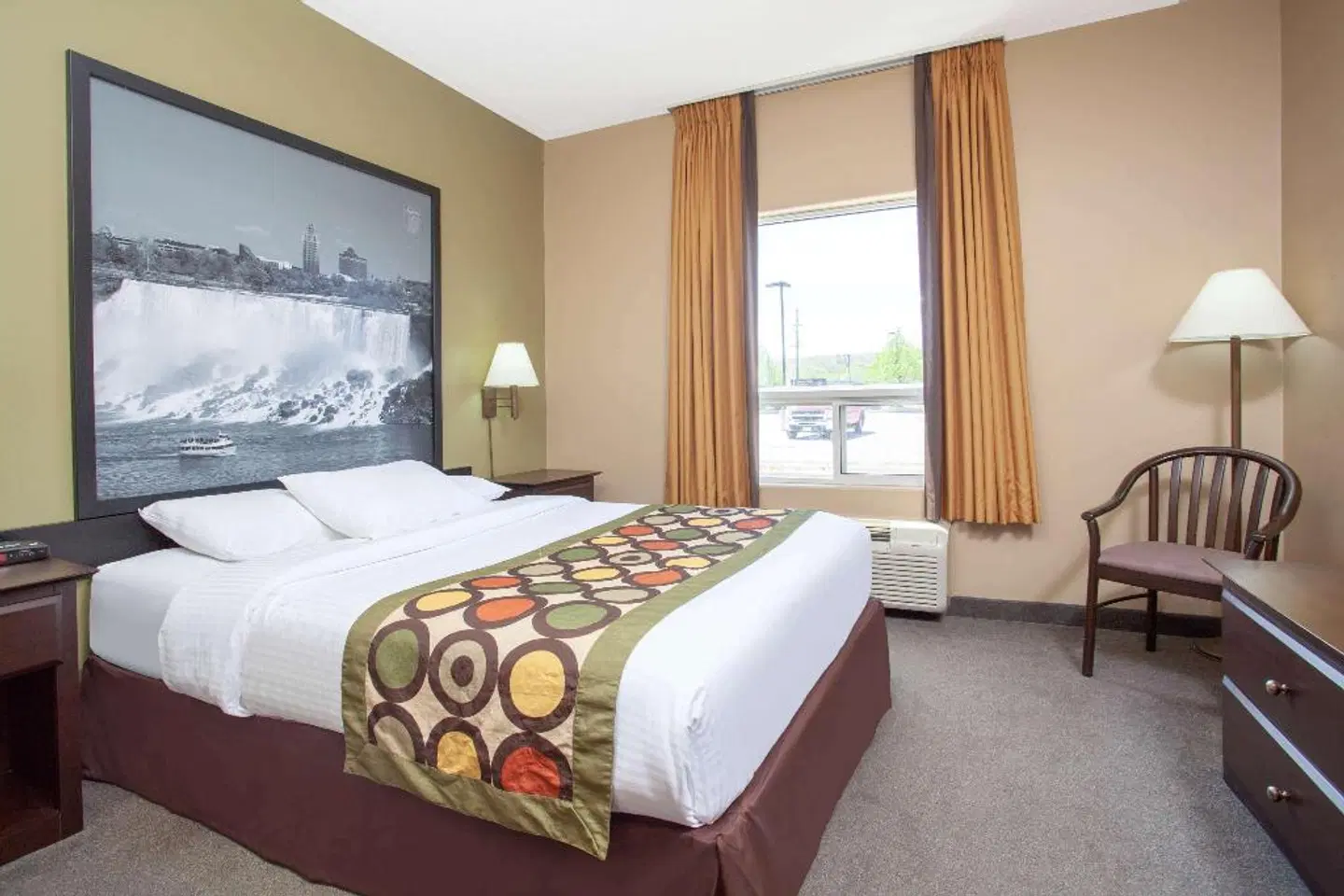 Super 8 by Wyndham Midland ROOM_EXAMPLE