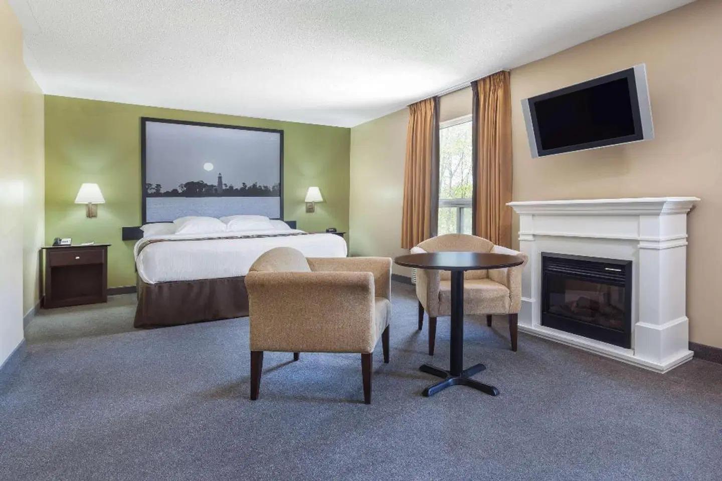 Super 8 by Wyndham Midland ROOM_EXAMPLE