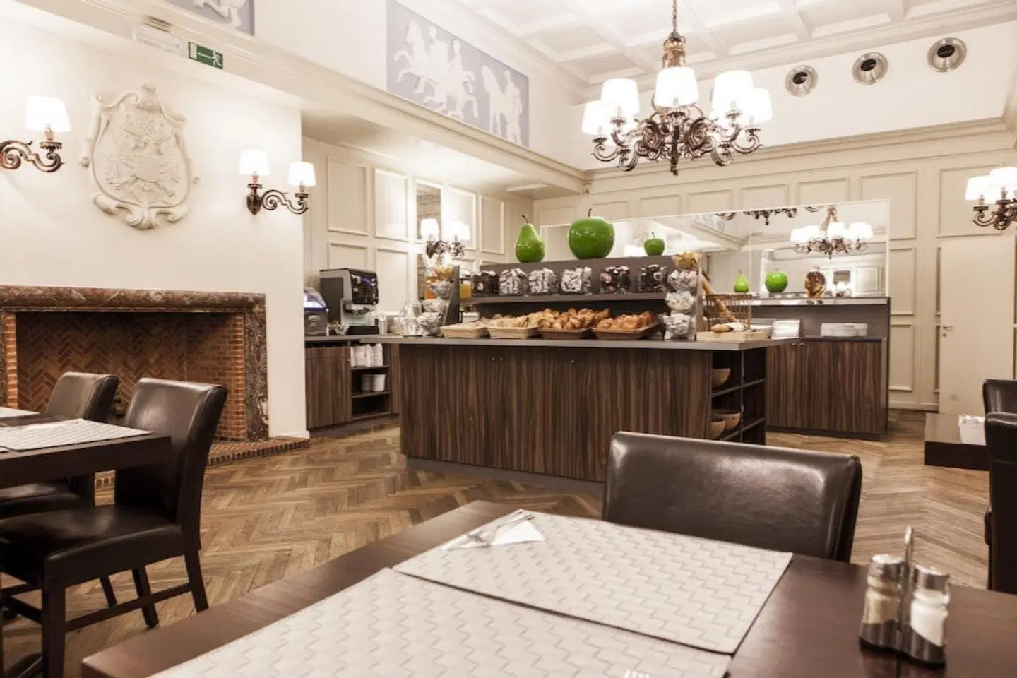 Progress Hotel Restaurant