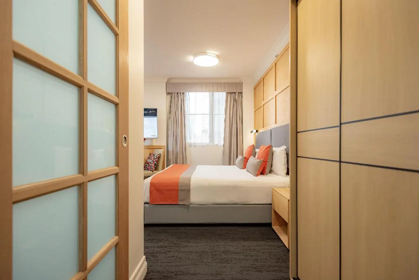 Sydney Hotel Harbour Suites ROOM_EXAMPLE